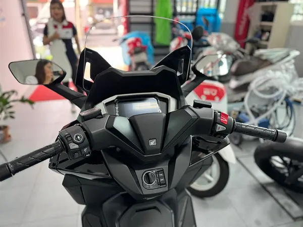 Honda Forza 350